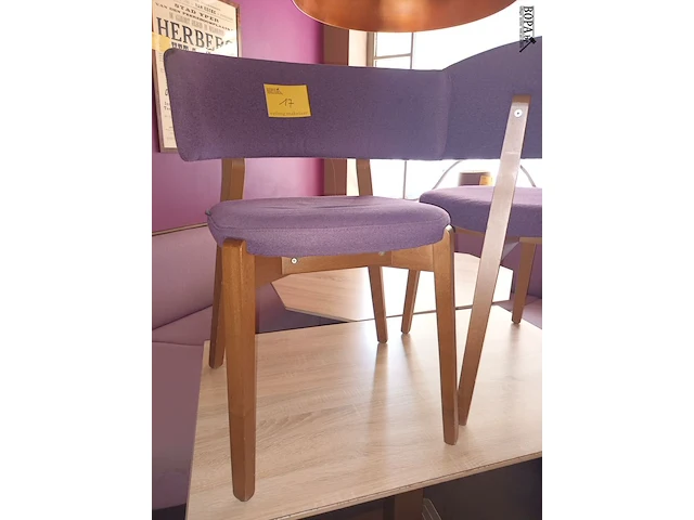 Lot 17 - hilma horeca stoelen. 27 stuks - afbeelding 1 van  3