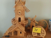 Lot 17 - houten decoratie. 5 stuks - afbeelding 1 van  4