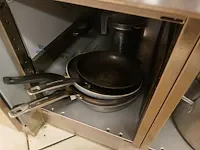 Lot 17 - keuken materiaal - afbeelding 8 van  9