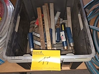 Lot 17 - lijmklemmen. 11 stuks - afbeelding 1 van  2