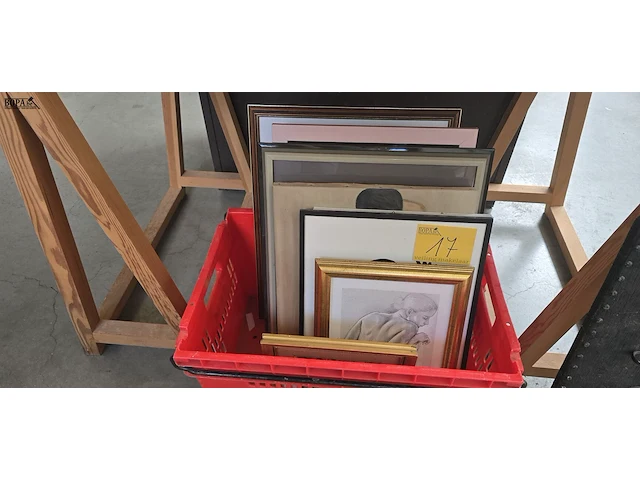 Lot 17 - lot diverse kaders ong 11 stuks - afbeelding 1 van  12