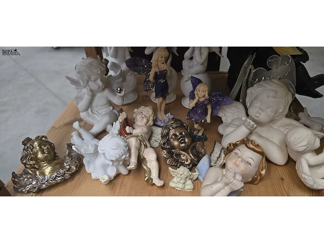 Lot 17 - lot engeltjes, 19 stuks - afbeelding 3 van  3