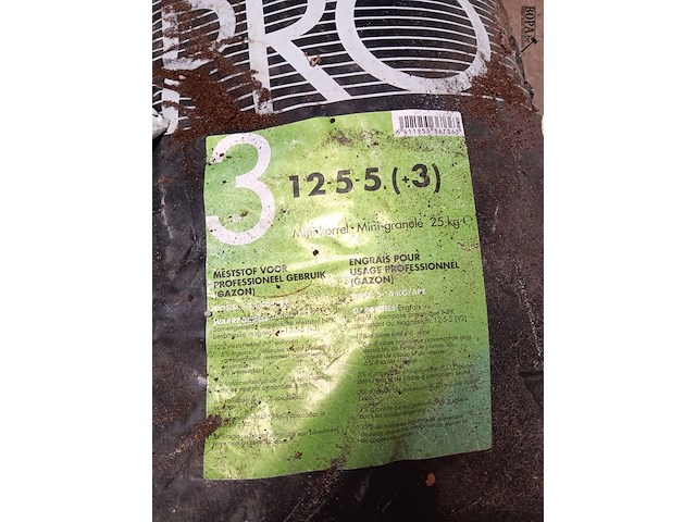 Lot 17 - meststoffen - afbeelding 2 van  3