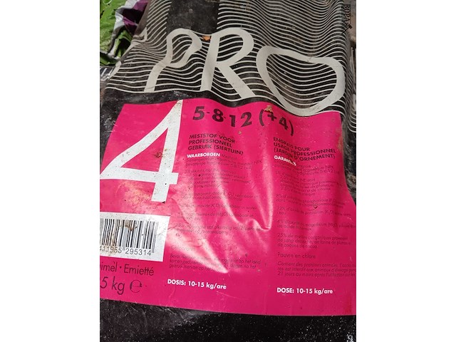 Lot 17 - meststoffen - afbeelding 3 van  3