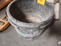 Lot 17 - mortelkuipen. 3 stuks - afbeelding 1 van  2
