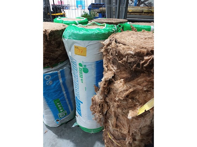 Lot 17 - rollen isolatiewol. 6 stuks - afbeelding 1 van  4