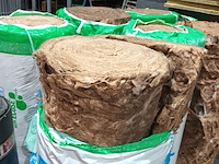 Lot 17 - rollen isolatiewol. 6 stuks - afbeelding 3 van  4