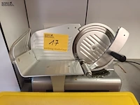 Lot 17 - snijmachine en snijplanken. 4 stuks - afbeelding 3 van  5