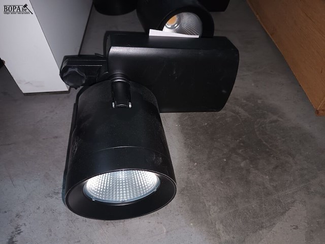 Lot 17 - spots teco. 13 stuks - afbeelding 2 van  3