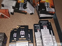 Lot 17 - vapers en vullingen - afbeelding 5 van  9