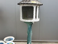 Lot 17 - vintage vogelkooi beton - afbeelding 1 van  5