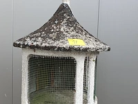 Lot 17 - vintage vogelkooi beton - afbeelding 2 van  5