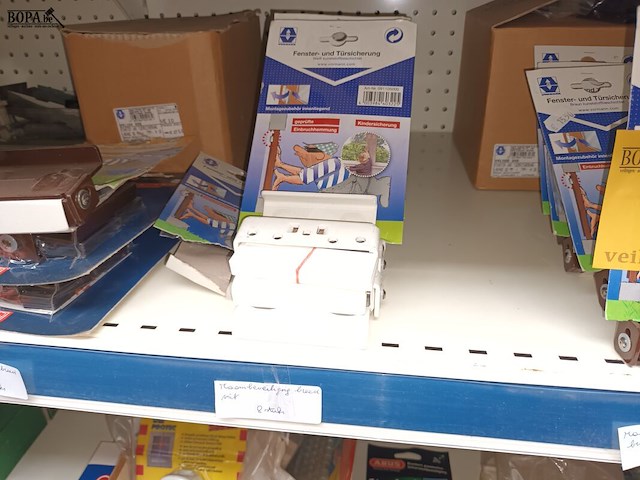 Lot 171 - raambeveiliging. ca. 50 stuks - afbeelding 3 van  5