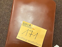 Lot 171 - vintage toilettas leder heren - afbeelding 1 van  3