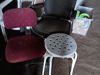 Lot 173 - lot stoelen - afbeelding 1 van  2