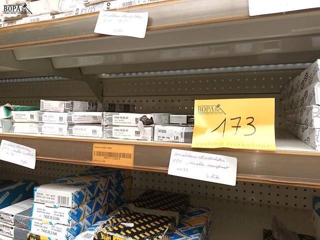 Lot 173 - smaldeur cilindersloten. 24 stuks - afbeelding 1 van  4