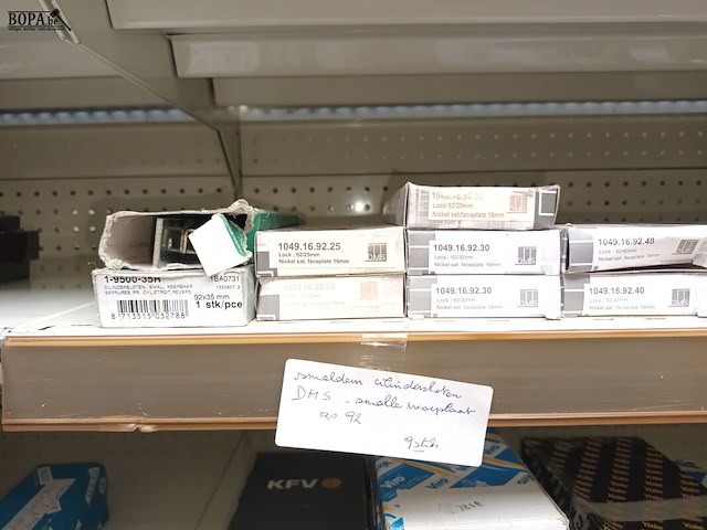 Lot 173 - smaldeur cilindersloten. 24 stuks - afbeelding 4 van  4