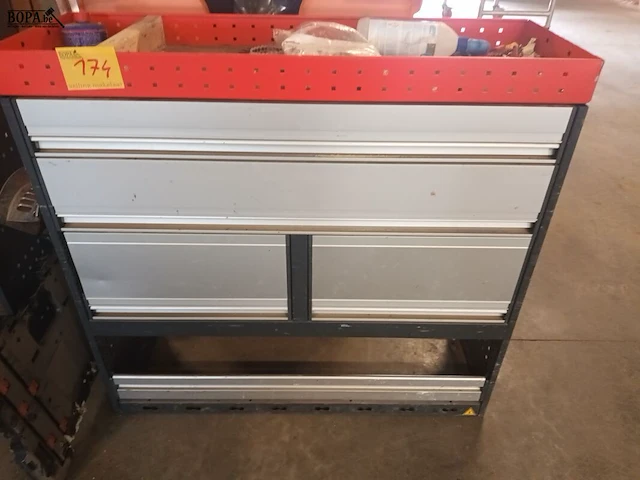 Lot 174 - bestelwagen inrichting würth - afbeelding 2 van  6