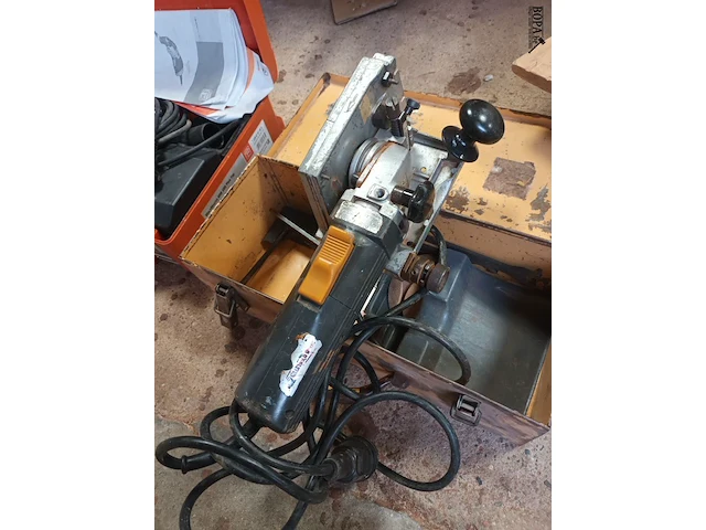 Lot 175 - lamellenfreesmachine elu - afbeelding 2 van  4