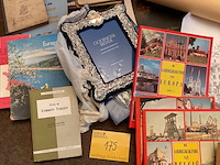 Lot 175 - set papierwaren en oude kranten allerhande - afbeelding 5 van  6