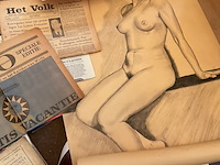 Lot 175 - set papierwaren en oude kranten allerhande - afbeelding 6 van  6