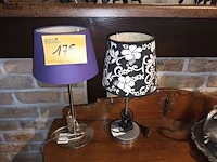 Lot 175 - tafellamp. 2 stuks - afbeelding 1 van  3
