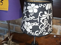 Lot 175 - tafellamp. 2 stuks - afbeelding 3 van  3