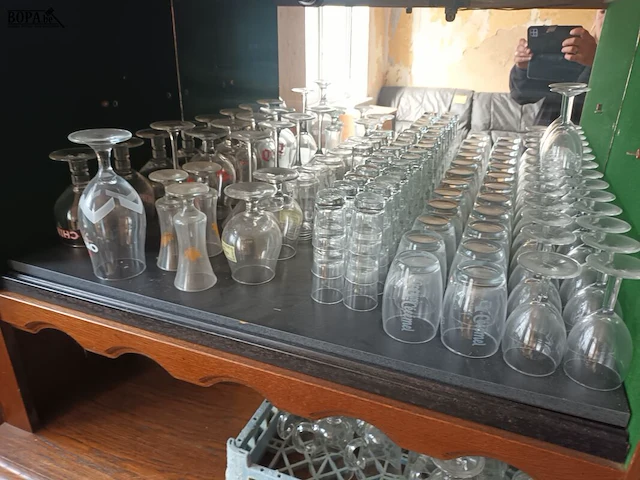 Lot 176 - diverse glazen - afbeelding 3 van  4