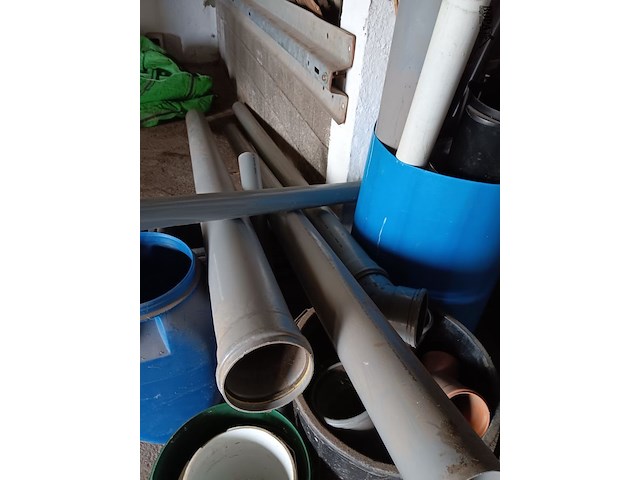 Lot 176 - lot pvc hulpstukken - afbeelding 5 van  6