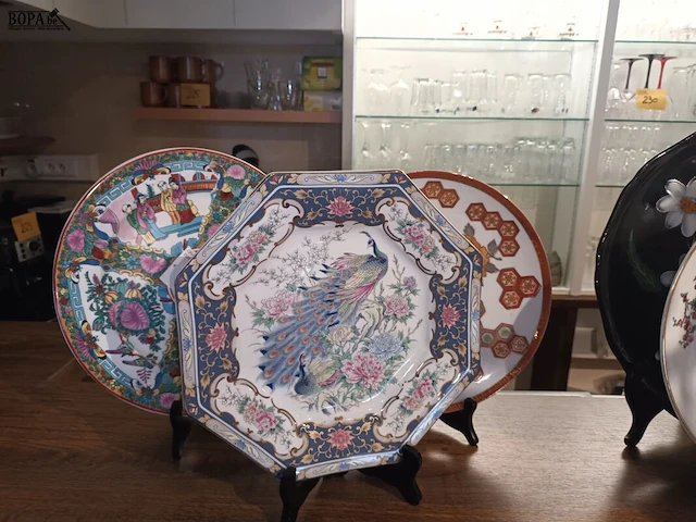 Lot 176 - sierborden. 13 stuks - afbeelding 2 van  4