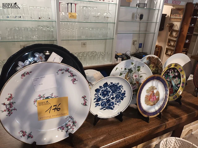 Lot 176 - sierborden. 13 stuks - afbeelding 3 van  4