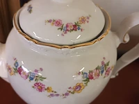 Lot 177 - koffieservies kahla. 39 stuks - afbeelding 5 van  5