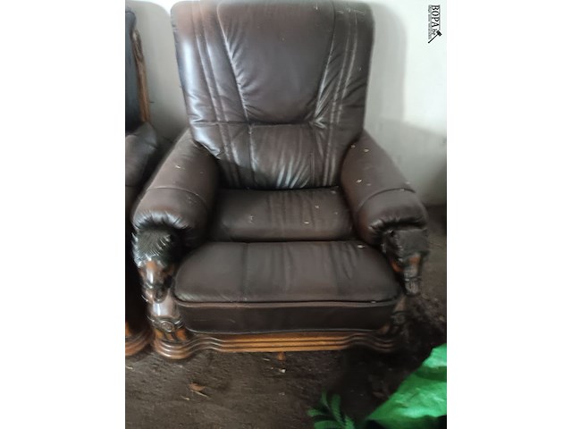 Lot 177 - salon - afbeelding 2 van  4