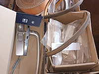 Lot 178 - beslag voor deuren en kasten - afbeelding 5 van  5