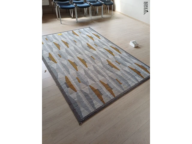 Lot 178 - tapijt - afbeelding 1 van  2