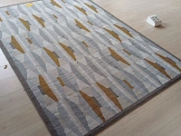 Lot 178 - tapijt - afbeelding 1 van  2