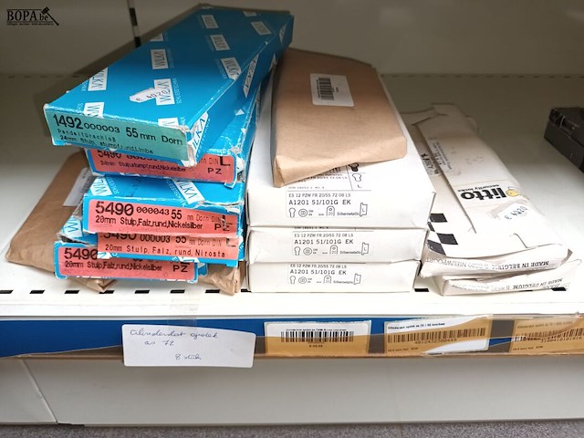 Lot 179 - diverse sloten - afbeelding 6 van  7