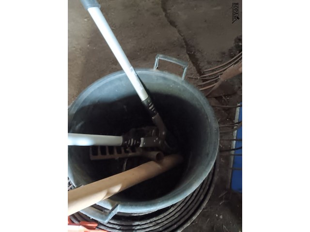 Lot 179 - lot tuinmateriaal - afbeelding 5 van  5