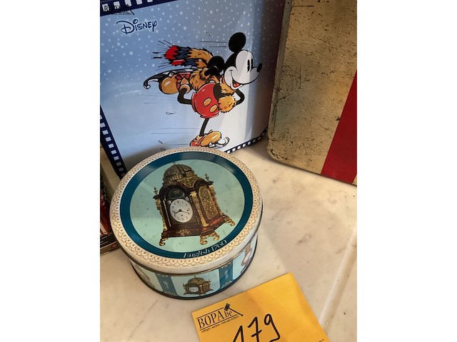 Lot 179 - set blikken dozen - afbeelding 3 van  4