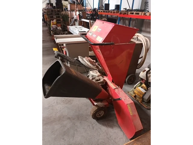 Lot 18 - benzine hakselaar mdt - afbeelding 4 van  4