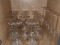 Lot 18 - bierglazen - afbeelding 2 van  3
