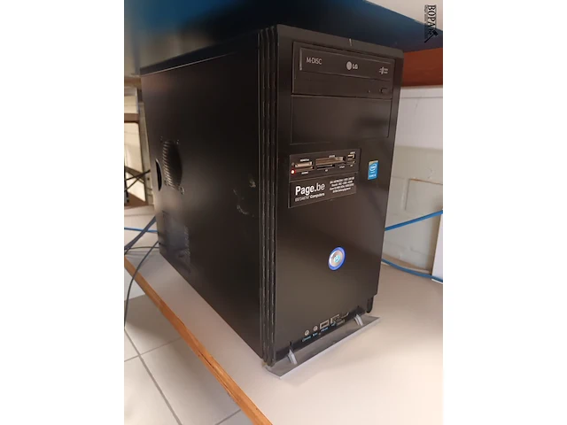 Lot 18 - computerconfiguratie - afbeelding 3 van  5