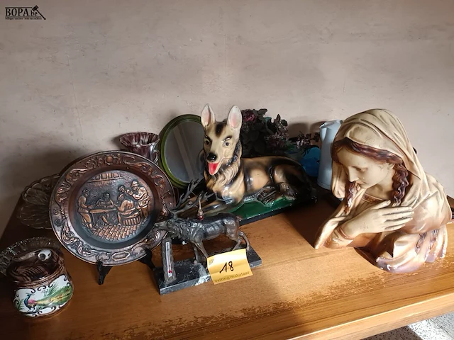 Lot 18 - decoratie. 21 stuks - afbeelding 1 van  6