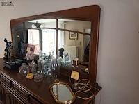 Lot 18 - dressoir kast met spiegel - afbeelding 3 van  5