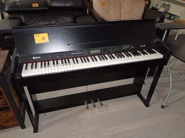 Lot 18 - elektronische piano shubert - afbeelding 1 van  7