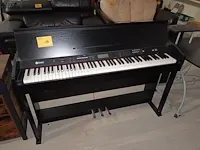 Lot 18 - elektronische piano shubert - afbeelding 1 van  7