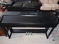 Lot 18 - elektronische piano shubert - afbeelding 5 van  7