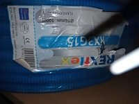 Lot 18 - elflex geribde buis - afbeelding 4 van  5