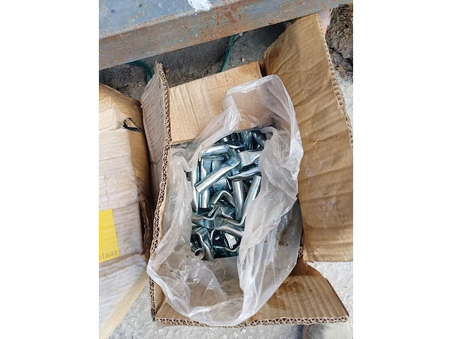 Lot 18 - hijskabels m16. 2 dozen - afbeelding 5 van  5
