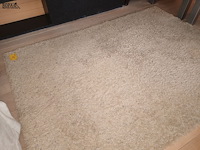 Lot 18 - hoogpolig vloertapijt - afbeelding 2 van  3